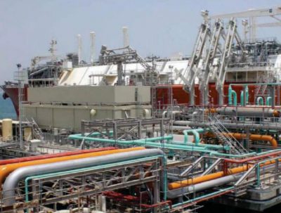 Loading LNG