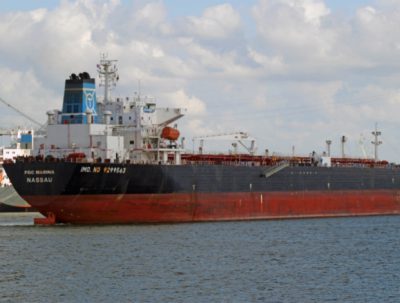 Oil tanker