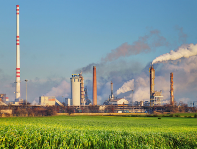 Generic refinery picture