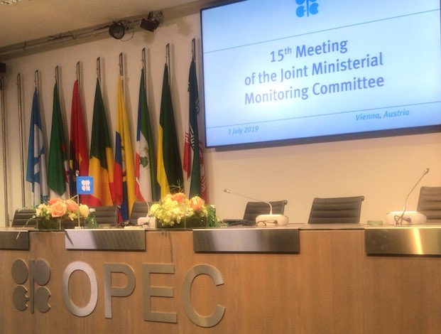 Oil up as OPEC members pledge to extend cuts